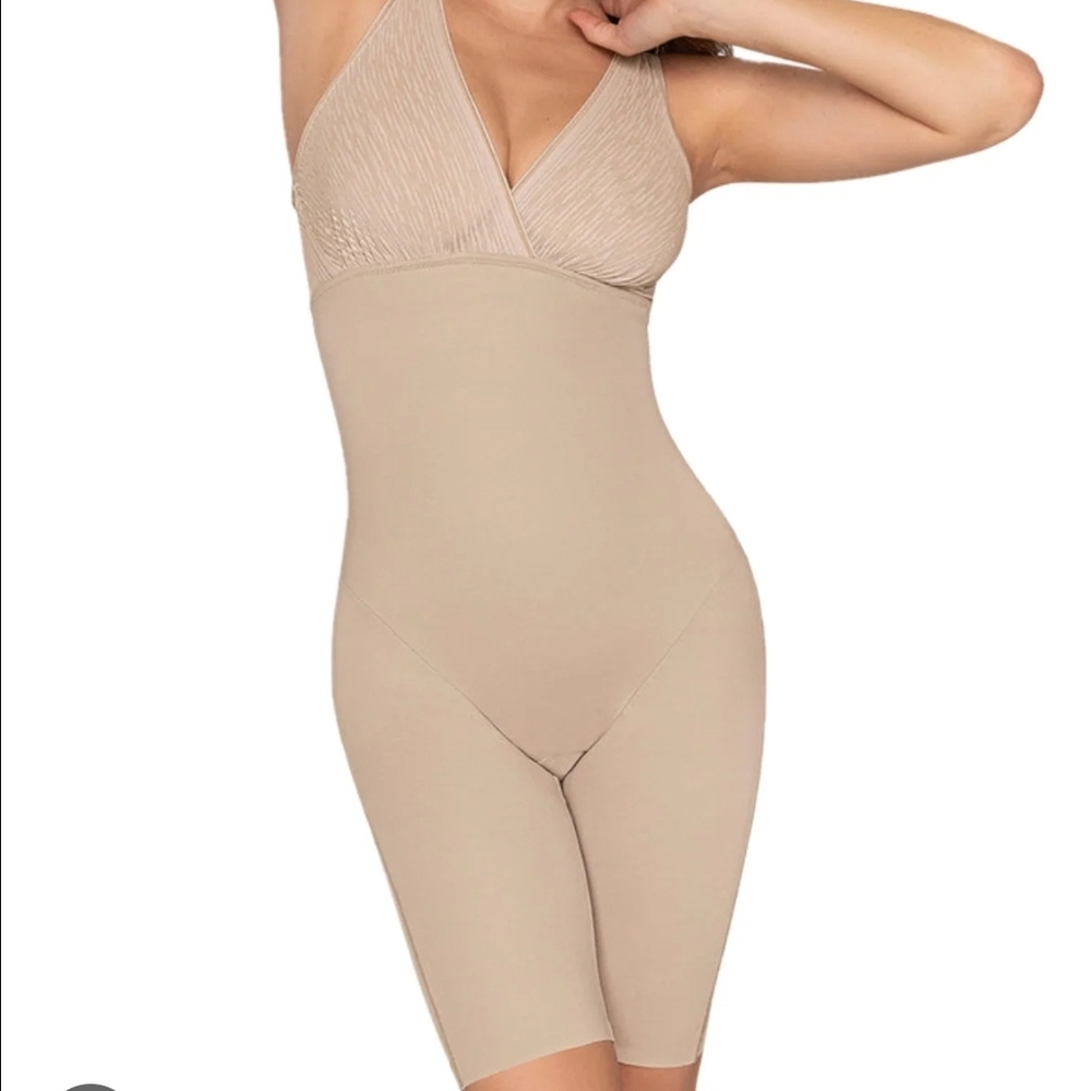Elegant Beige Shapewear Bodysuit